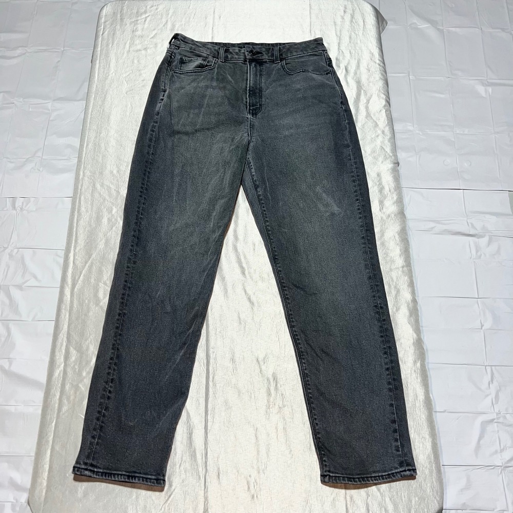 American Eagle Mom Jeans Faded Black High Rise Tapered Denim Size 8 Regular